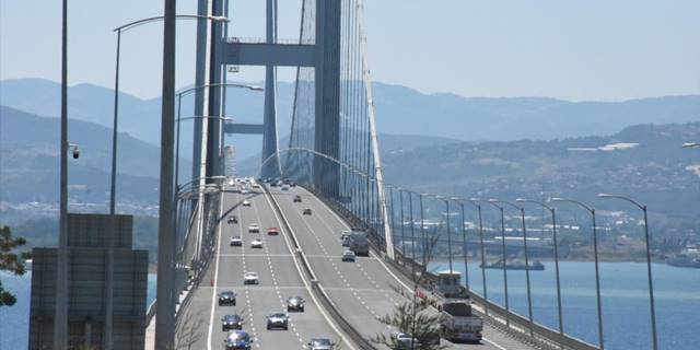 Osmangazi Köprüsü'nde yılın ilk yarısında "trafik garantisi" aşıldı