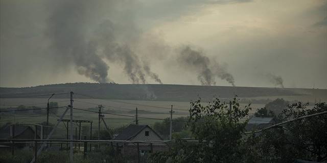 Ukrayna'nın Donetsk bölgesindeki Çasov Yar şehri Rus güçlerince vuruldu