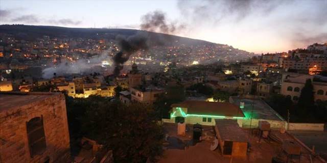 İsrail'in Nablus kentinde açtığı ateş sonucu 2 Filistinli hayatını kaybetti