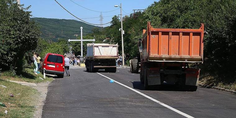 Kosova'nın kuzeyinde tüm barikatlar kaldırıldı