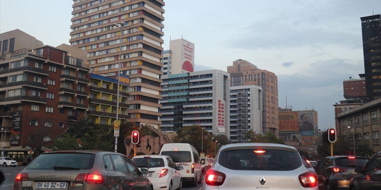 Güney Afrika'da geniş çaplı elektrik kesintileri yaşanıyor