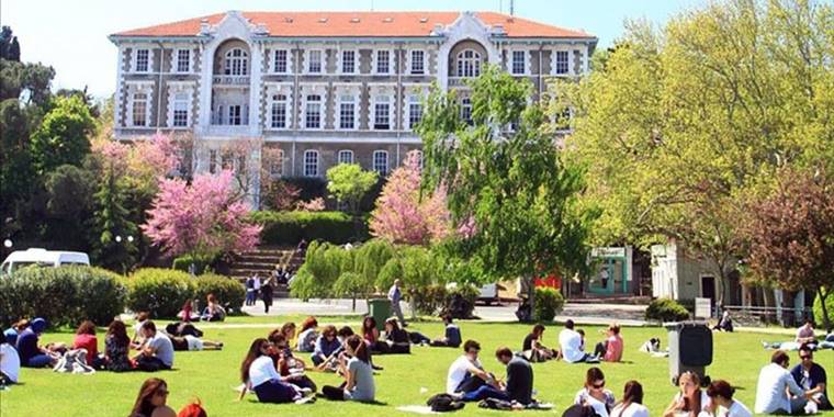 YKS'de ilk 1000'e giren öğrencilerden 773'ü Boğaziçili oldu