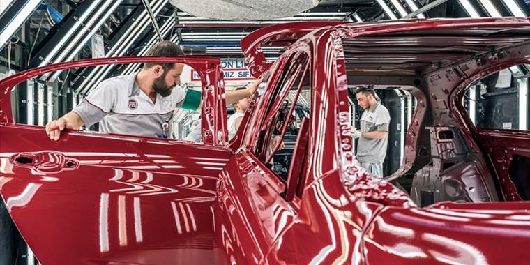 Otomotiv firmalarına ev sahipliği yapan Bursa'da 7 ayda 241 bin araç üretildi