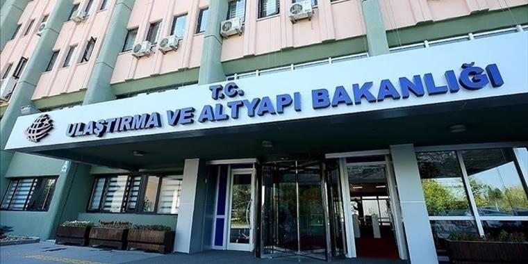 Ulaştırma ve Altyapı Bakanlığından, İstanbul Havalimanı'na İBB otobüslerinin girmesinin engellendiği iddialarına yanıt