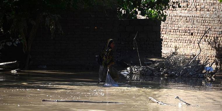 Pakistan'daki seller, ülkenin tarihi mirasını tehdit ediyor