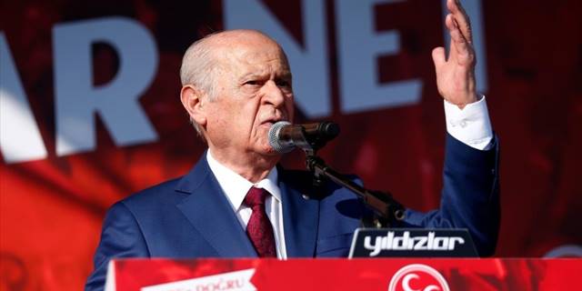 Bahçeli'den, Cumhurbaşkanı Erdoğan'ın Yunanistan'a yönelik açıklamalarına destek