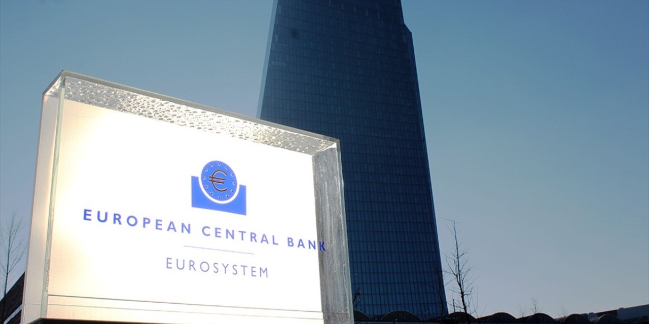 ECB'nin yoluna 'sıkı' şekilde devam etmesi bekleniyor