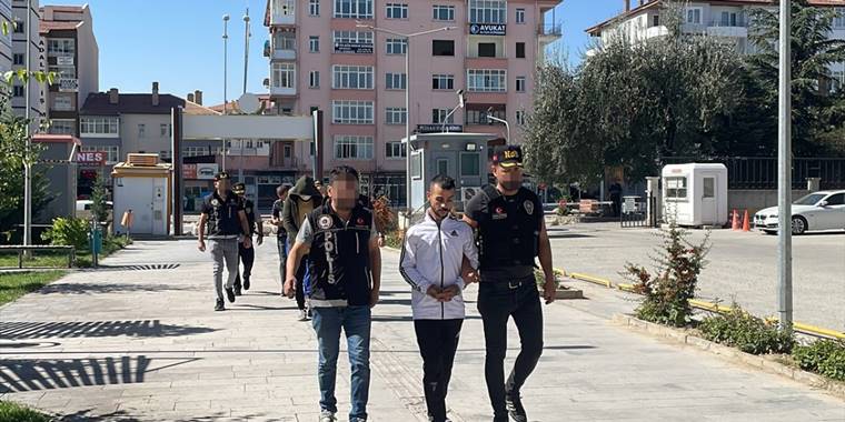 Niğde'de uyuşturucu operasyonunda 7 zanlı yakalandı