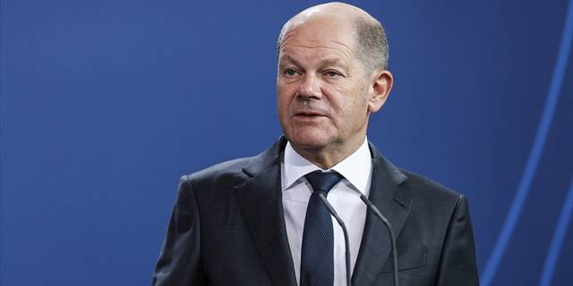 Almanya Başbakanı  Scholz: Putin hata üstüne hata yapıyor