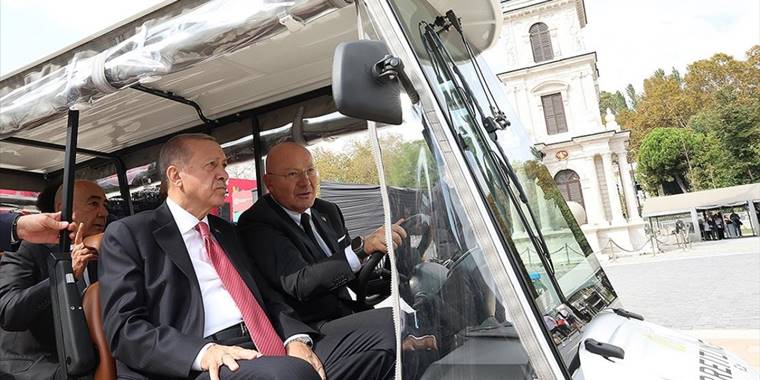 Erdoğan, Galataport İstanbul'da incelemelerde bulundu