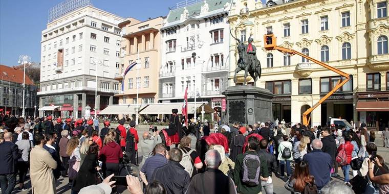 Hırvatistan'da Dünya Kravat Günü etkinliği yapıldı