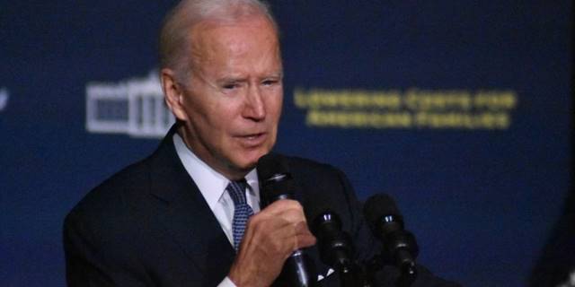 Biden'dan ara seçim yorumu: Demokratlar akıntıya karşı kürek çekiyor