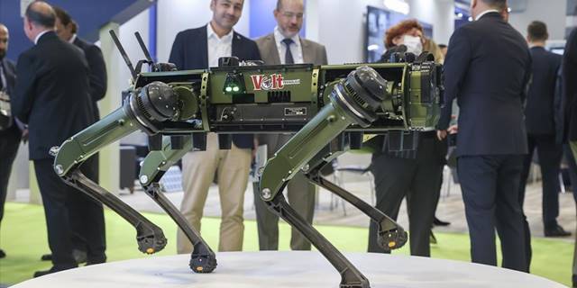 Robot köpek 'Ghost Robotics Vision 60', Volt Teknoloji iş birliğiyle Türkiye'de