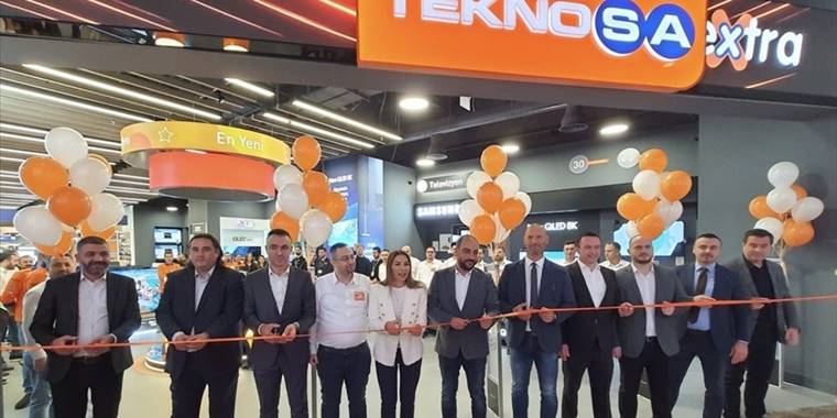 Teknosa Ankara’daki müşteri odaklı yeni konsept mağazasını Nata Vega Outlet AVM’de açtı