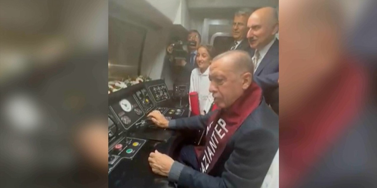 Fahrettin Altun Cumhurbaşkanı Erdoğan'ın, Gaziray'ı kullandığı görüntüleri paylaştı