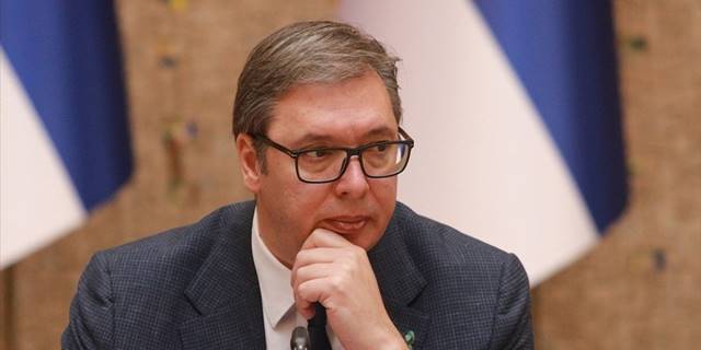 Sırp lider Vucic, Kosova'da gerilimin KFOR ve EULEX'in katkısıyla düşeceğini söyledi