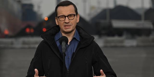 Morawiecki'den Rusya'ya karşı savunmayı güçlendirme mesajı