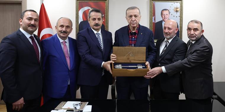 Cumhurbaşkanı Erdoğan, Yusufeli Belediyesi Hizmet Binasını açtı