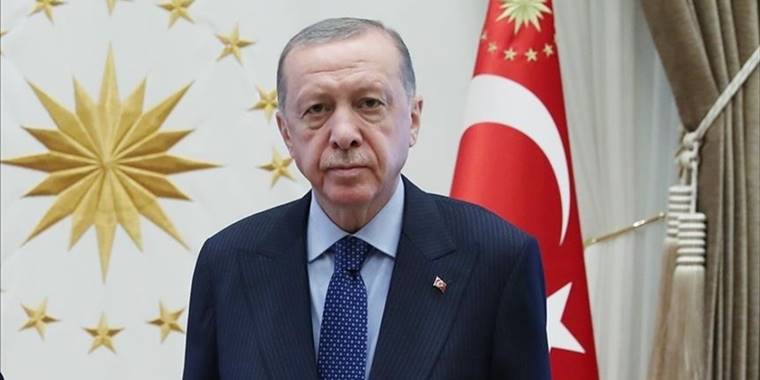 Erdoğan'dan iş insanı Ahmet Fikret Evyap'ın ailesine taziye telefonu