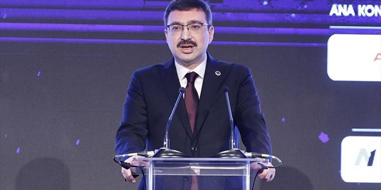 SPK Başkanı Gönül: Şirket sahiplerinin, hisselerin fiyatlarıyla ilgili konuşmasına sıcak bakmıyoruz