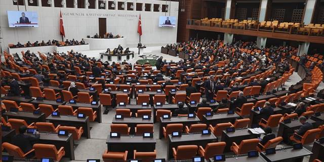 2023 yılı bütçe görüşmelerinin dikkati çeken anları