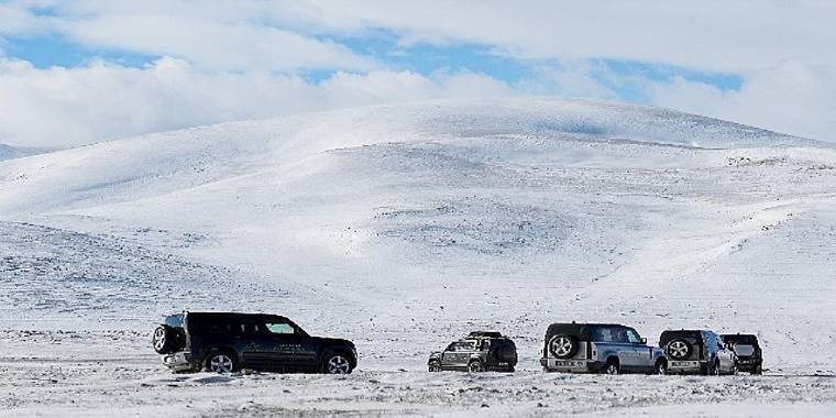 BOM Akademi'nin düzenlediği BMW, MINI ve Land Rover'lar ile Kar ve Buz Üzerinde Yapılacak Deneyim için Geri Sayım Başladı