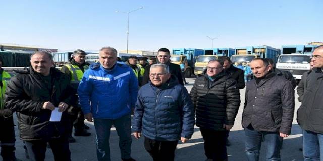 Kayseri'den deprem bölgesine ilave destek