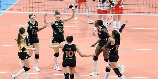 VakıfBank, CEV Şampiyonlar Ligi'nde çeyrek finalde