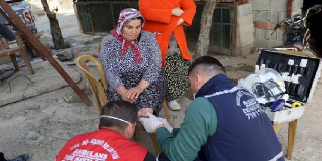 Bursa sağlık hizmetlerini depremzedelerin ayağına götürüyor