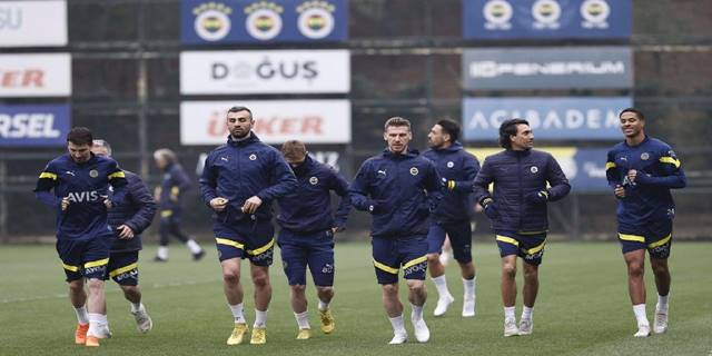 FENERBAHÇE TRANSFER HABERİ: Yönetim sezon sonu ilk onu bitirecek