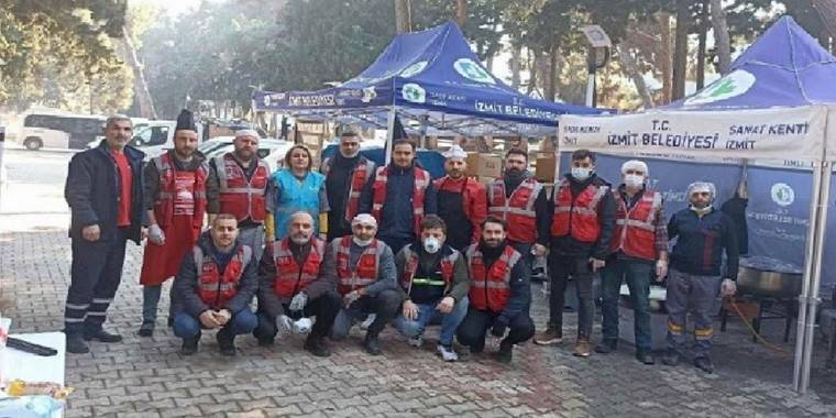 Adıyaman'daki çadır kentte depremzede çocuklara oyun grubu