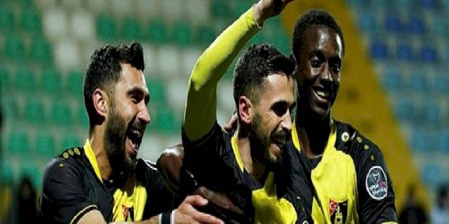 İstanbulspor 3-0 Sivasspor (MAÇ SONUCU - ÖZET) Haftayı İstanbulspor kapattı!