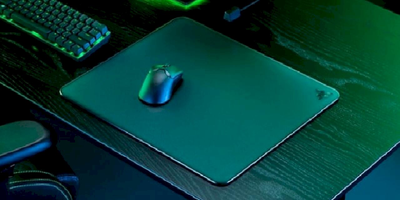 Razer Atlas Temperli Cam Fare Matı Satışa Çıktı