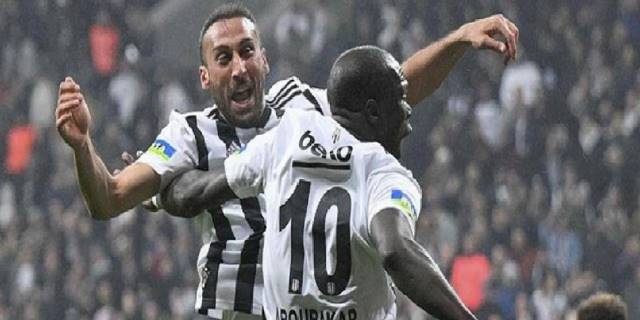 Beşiktaşlı Cenk Tosun İstanbulspor galibiyeti sonrası konuştu: Aboubakar'la iyi anlaşıyorum