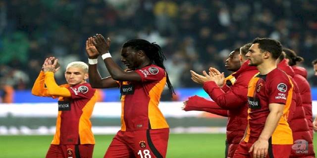 TRANSFER HABERİ: Galatasaray o futbolcuya takım arıyor! Florya'da çok mutsuz