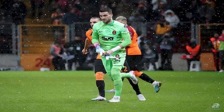 TRANSFER HABERİ - Galatasaray'da kaleci değişikliği! Muslera'nın yedeği...