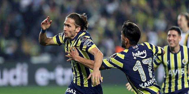 Fenerbahçe 2-1 Ankaragücü (MAÇ SONUCU-ÖZET)