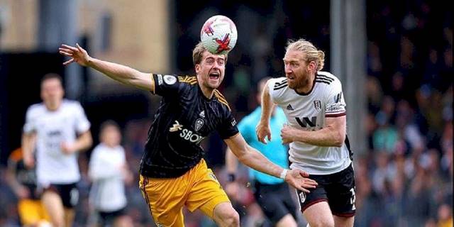 Fulham 2-1 Leeds United (MAÇ SONUCU-ÖZET) | Fulham sahasında kazandı!