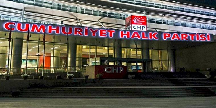 CHP'de tüm MYK üyeleri istifa etti!