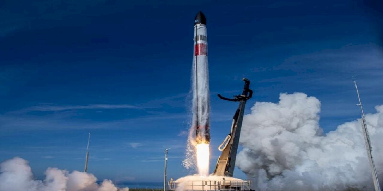 Rocket Lab Venüs’ün Atmosferini İnceleme Görevini Erteliyor