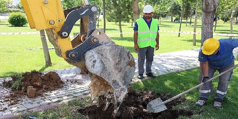 Konya Büyükşehir Yeşil Alanlarda Akıllı Su Sayaçları Kullanıyor