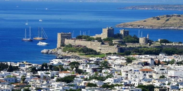 Bodrum'da milyonluk kiralar dudak uçurtuyor! Ev fiyatları şatolarla yarışıyor!