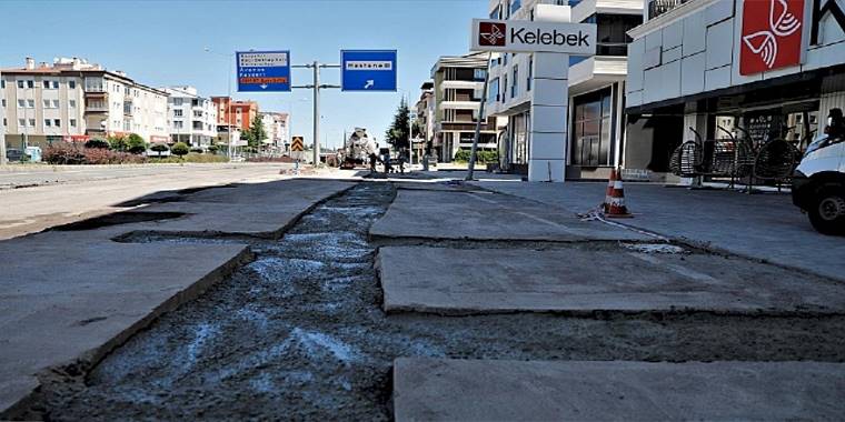 Zübeyde hanım caddesi'nde yağmur suyu hatları güçlendirildi 