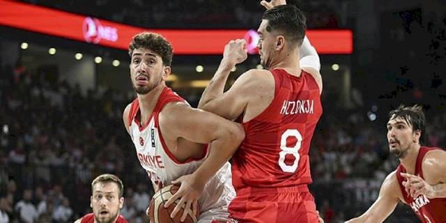 Türkiye 71-84 Hırvatistan (MAÇ SONUCU-ÖZET) | 12 Dev Adam finalde kaybetti!