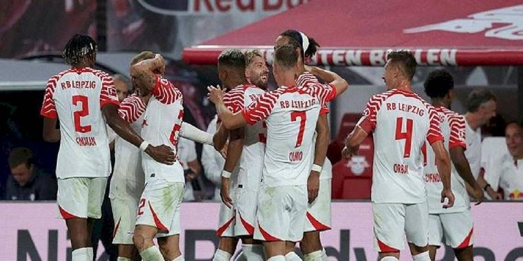 Leipzig 5-1 Stuttgart (MAÇ SONUCU-ÖZET) | 6 gollü maçta kazanan Leipzig!