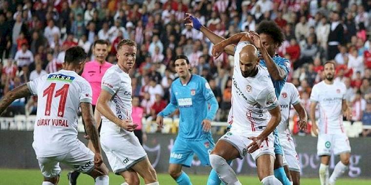 Sivasspor 1-1 Antalyaspor (MAÇ SONUCU-ÖZET) | Sivas'ta kazanan çıkmadı!