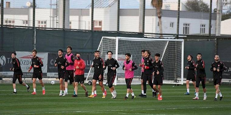 Ümit Milli Futbol Takım'ın aday kadrosu açıklandı