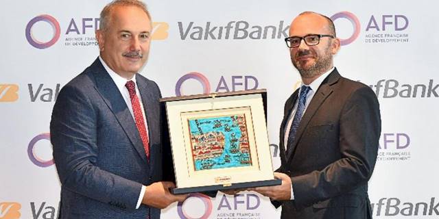 AFD'den Türk bankasına 100 milyon Euro ek kaynak