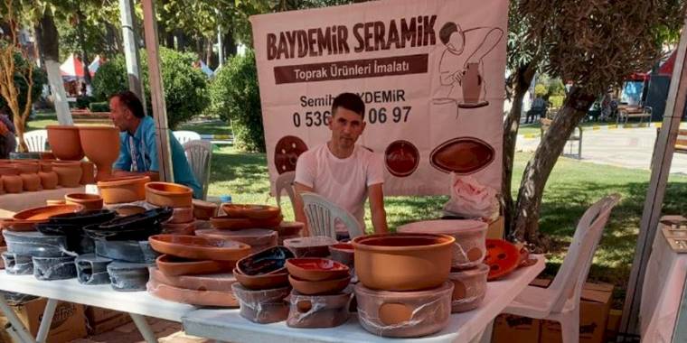 Kınık çömlekleri İzmir’deki festivalde yerini aldı