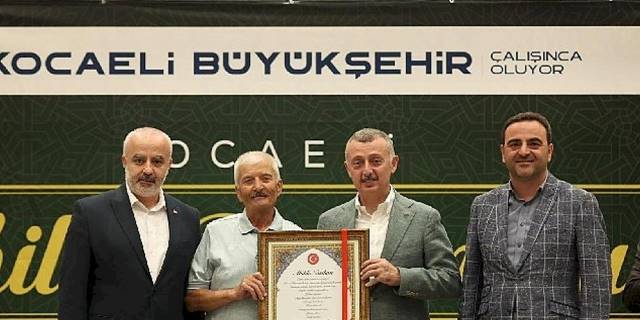 ''Halkın ve Hakk'ın Rızasını Gözetiyoruz''